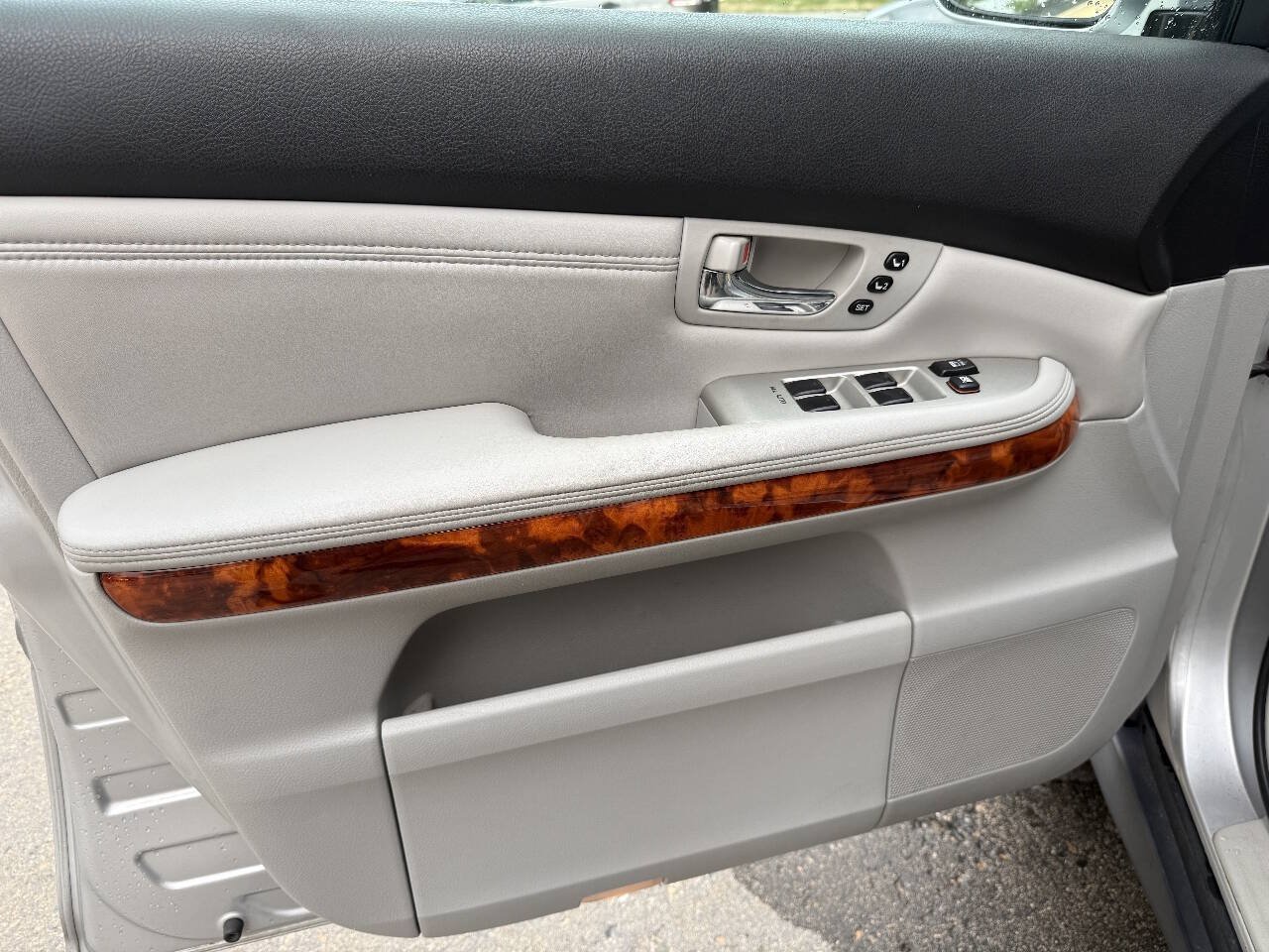 Used 2009 Lexus RX 350 AWD image 23
