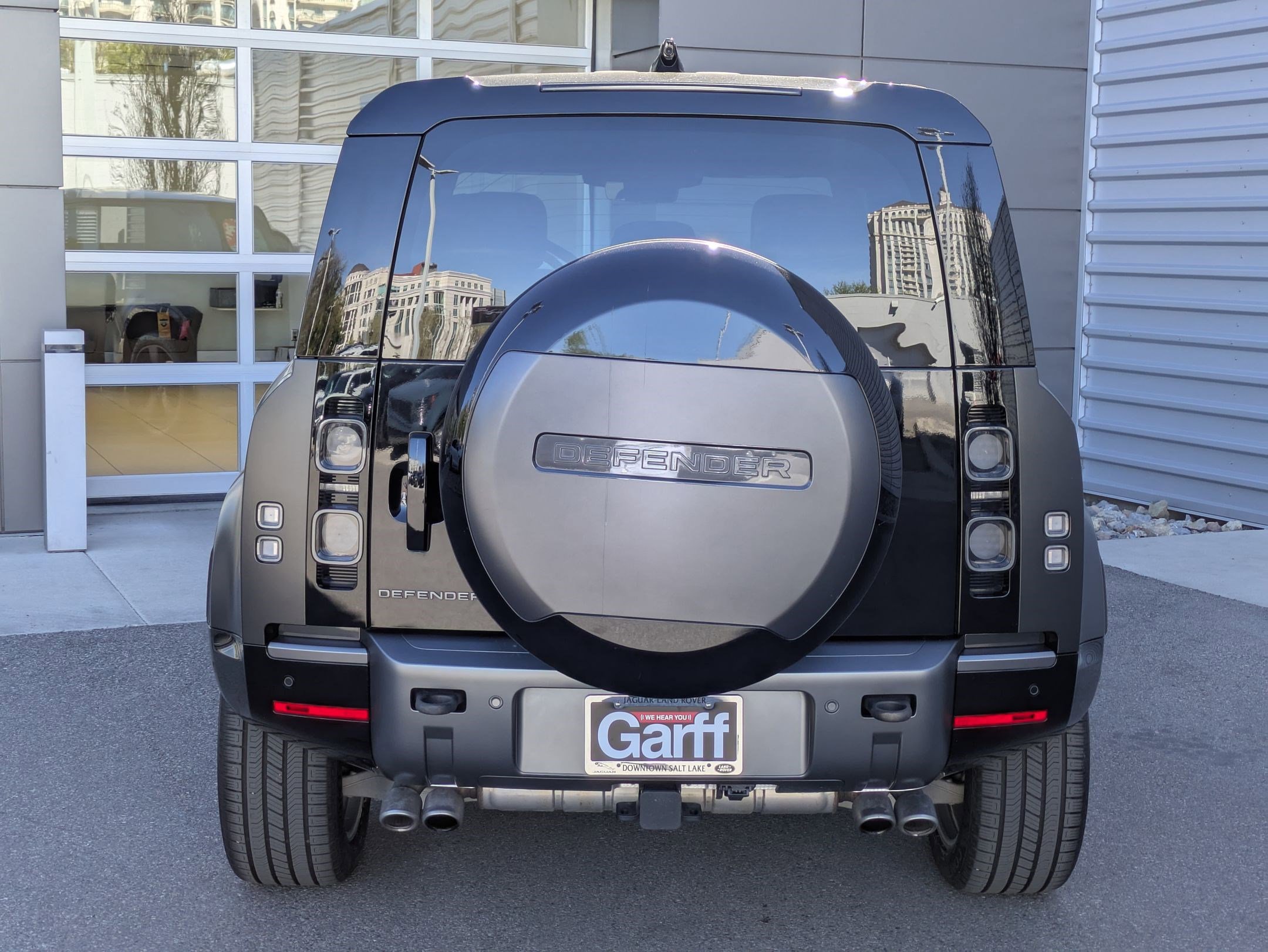 Used 2024 Land Rover Defender 110 Carpathian Edition AWD/4WD image 9