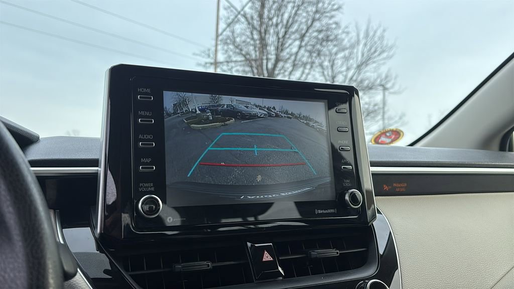 Used 2021 Toyota Corolla LE image 22