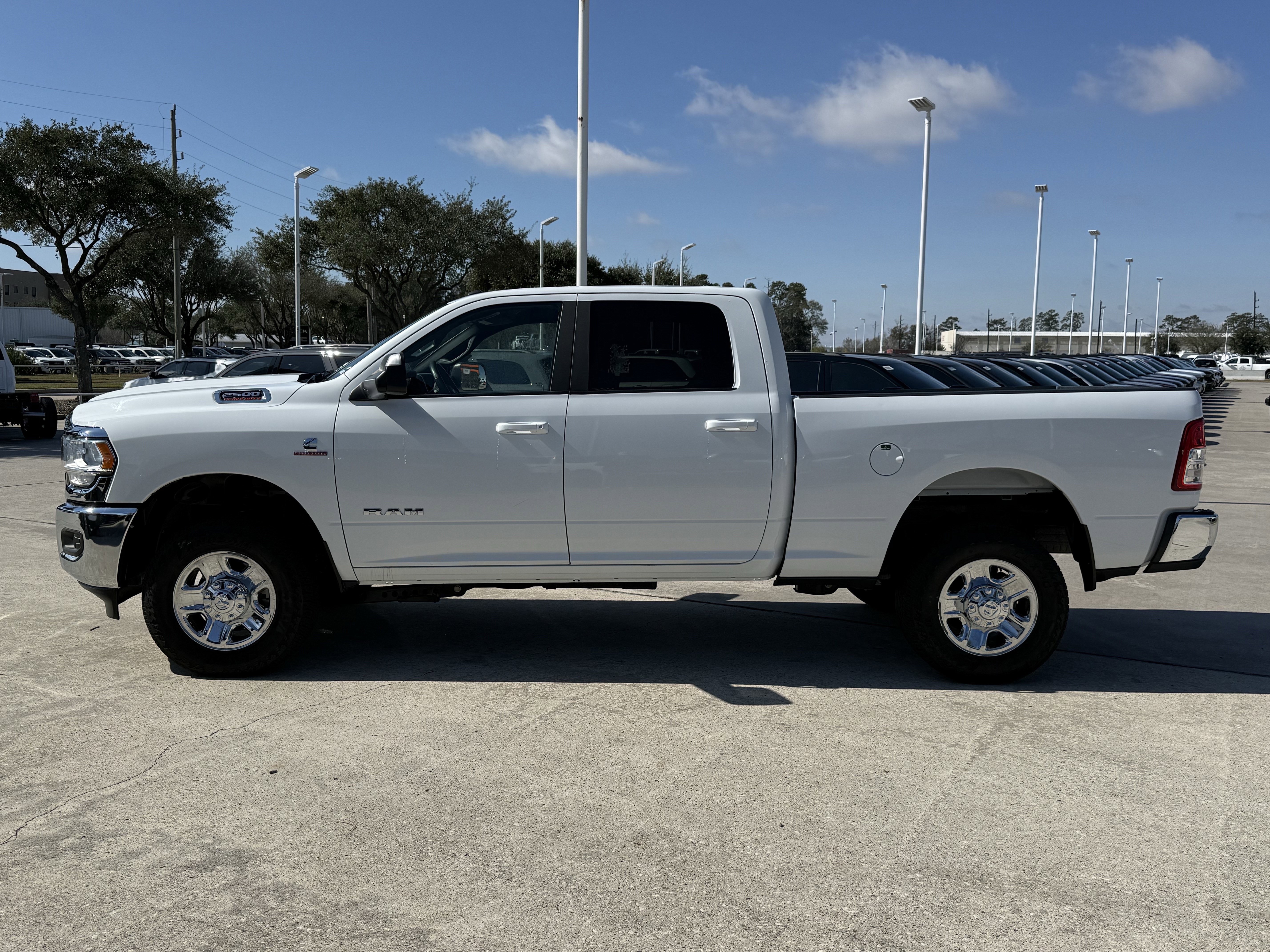 Used 2022 RAM 2500 Big Horn w/ Cold Weather Group image 8