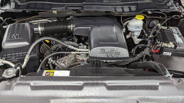 Used 2023 RAM 1500 Classic SLT w/ Trailer & Traction Group AWD/4WD image 30
