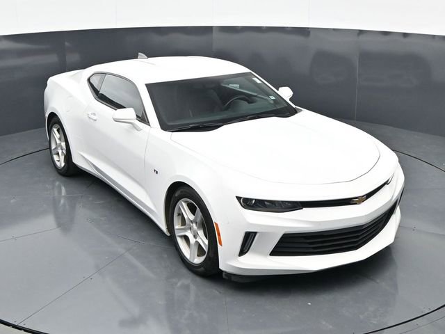 Used 2017 Chevrolet Camaro LT w/ Technology Package RWD image 25