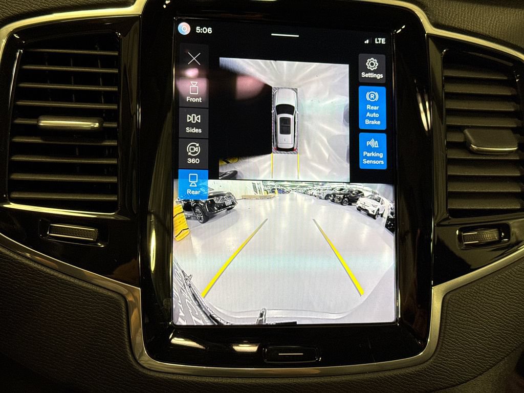 Certified 2024 Volvo XC90 T8 Plus w/ Protection Package Premier AWD/4WD image 16