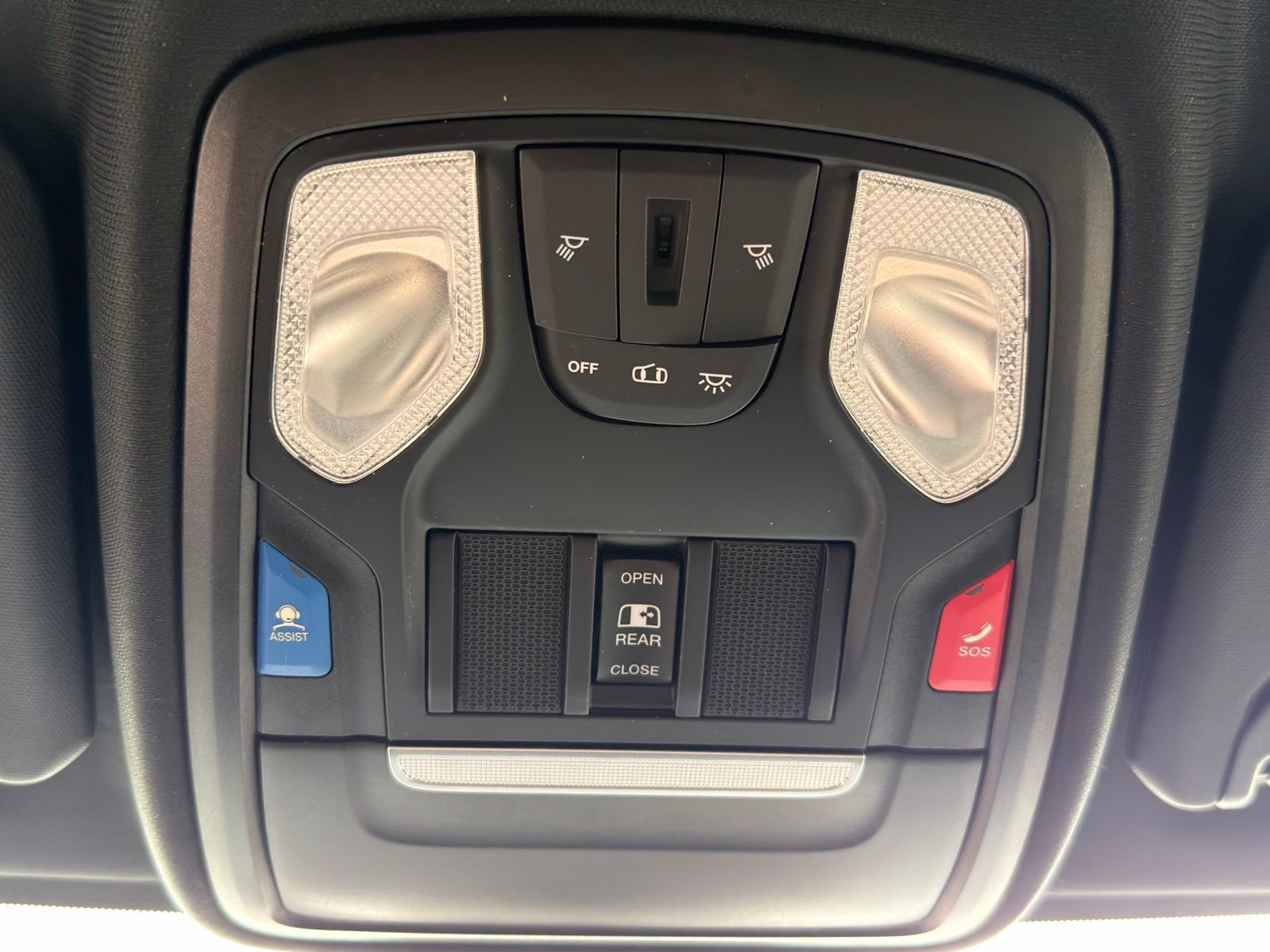 Used 2022 RAM 3500 Tradesman AWD/4WD image 28