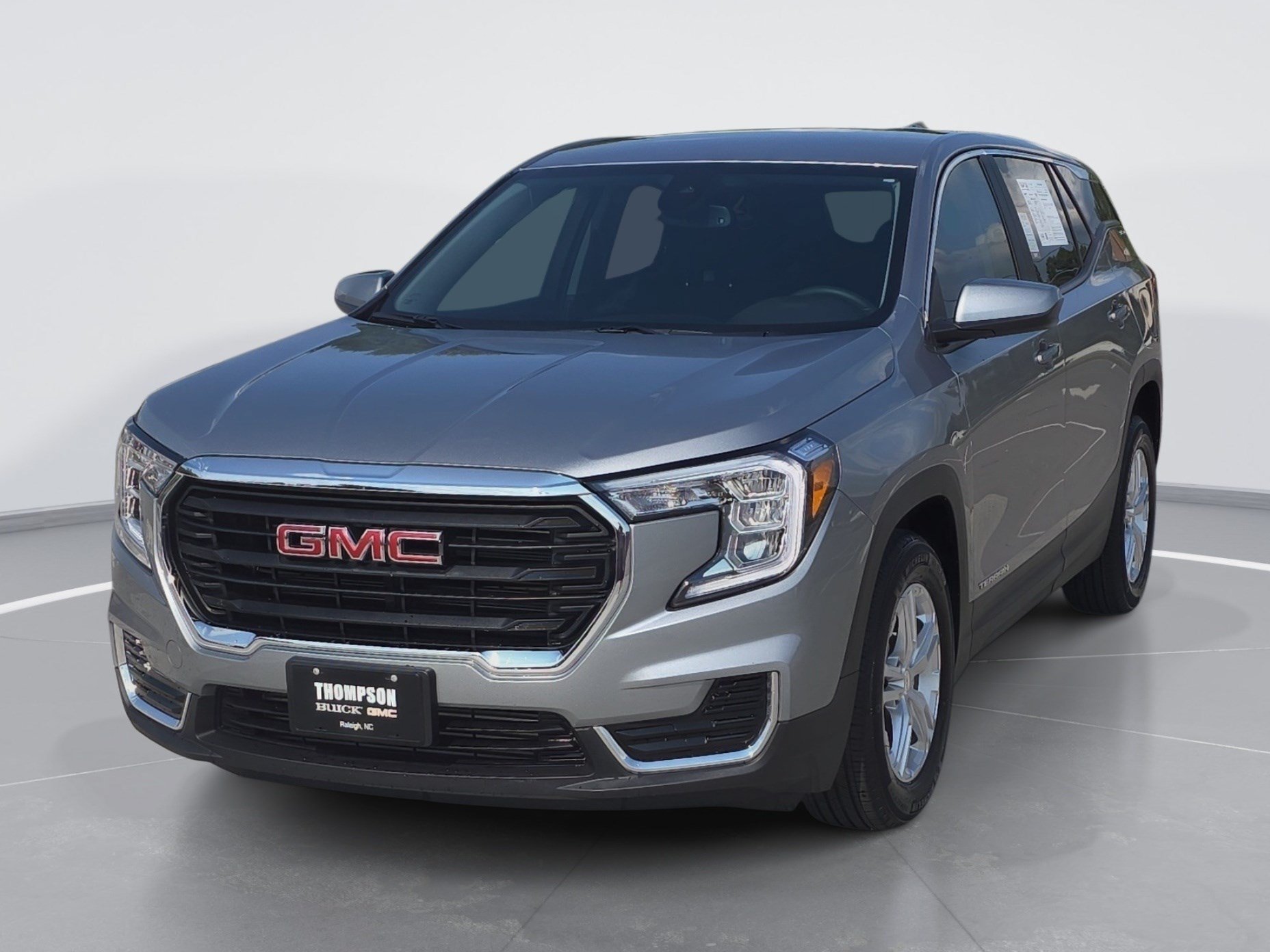 Used 2023 GMC Terrain SLE FWD image 7