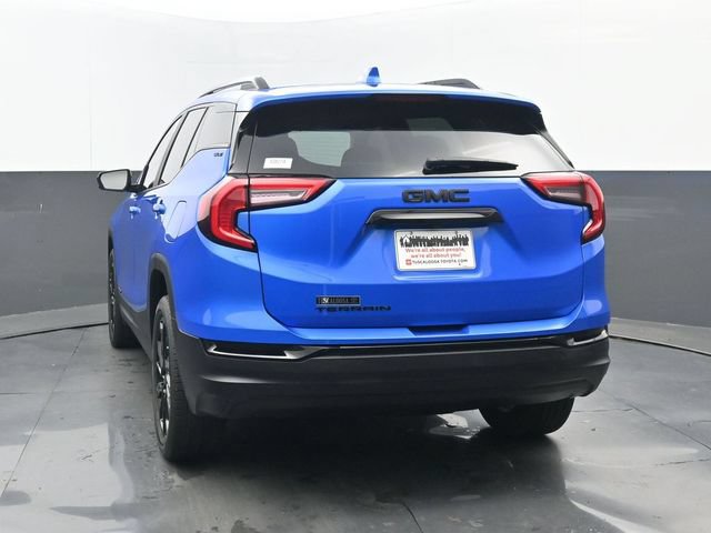 Used 2024 GMC Terrain SLE w/ Driver Convenience Package FWD image 20