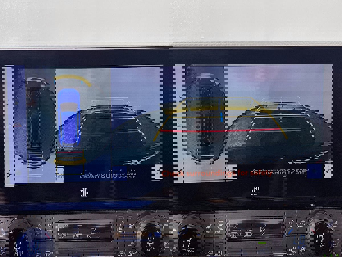 Used 2024 Toyota Grand Highlander XLE image 13