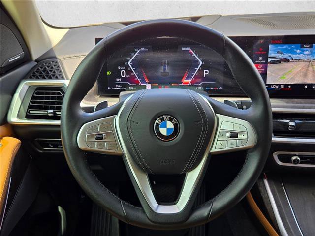 Used 2024 BMW X7 xDrive40i w/ Premium Package AWD/4WD image 13