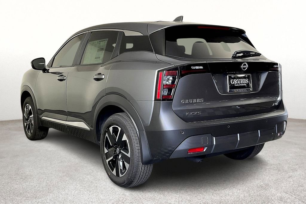 New 2025 Nissan Kicks SV w/ SV Premium Package image 6
