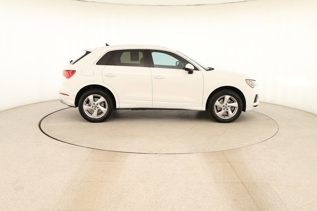Used 2020 Audi Q3 2.0T Premium w/ Convenience Package AWD/4WD image 8