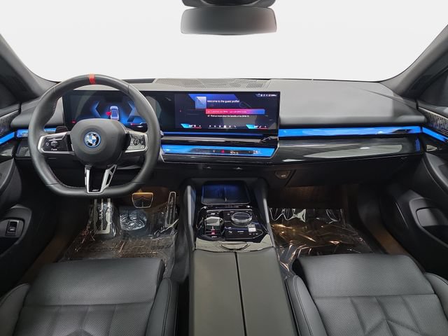 Used 2024 BMW i5 M60 w/ Premium Package AWD/4WD image 9