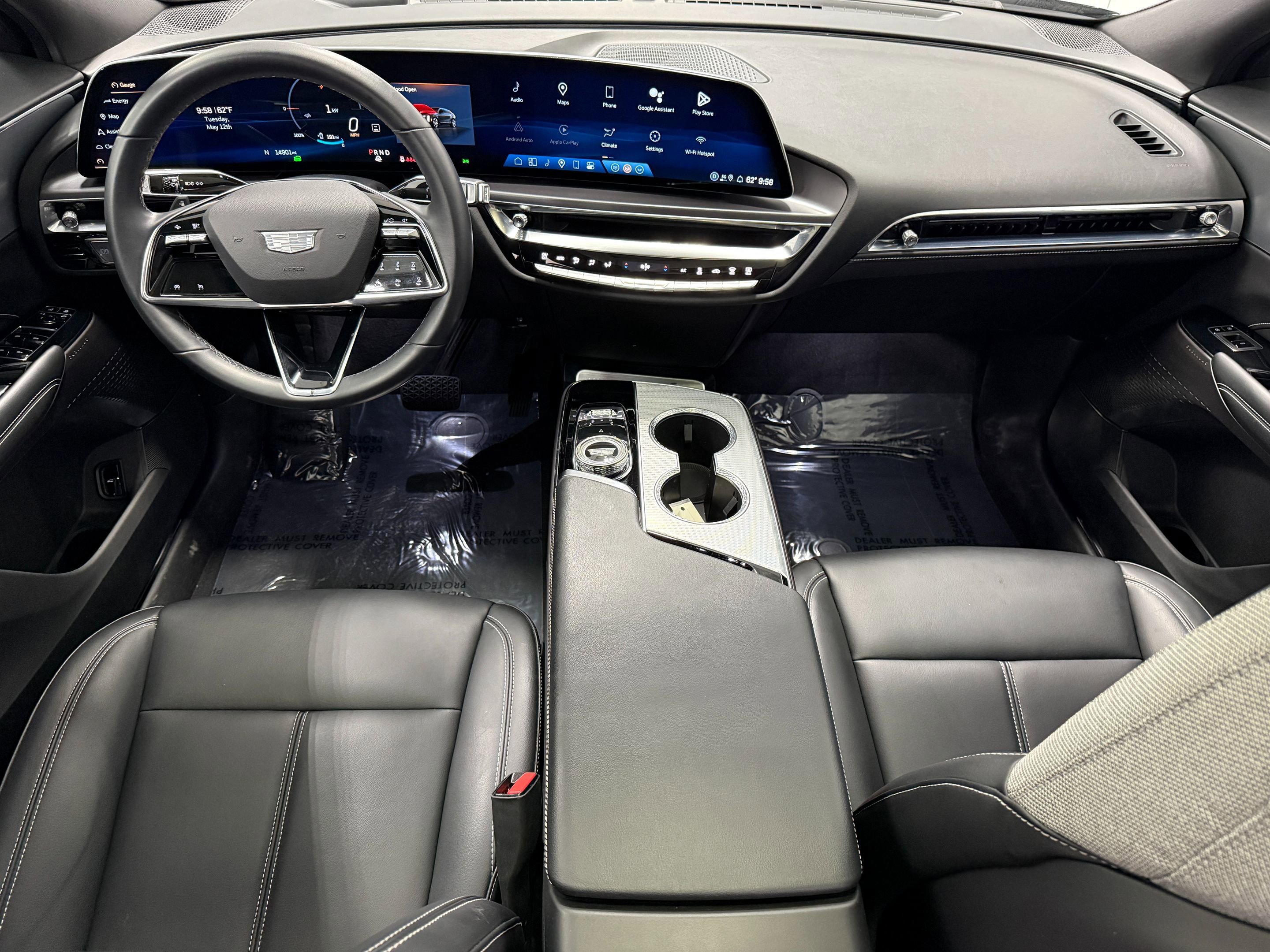 Used 2024 Cadillac Lyriq Tech RWD image 14