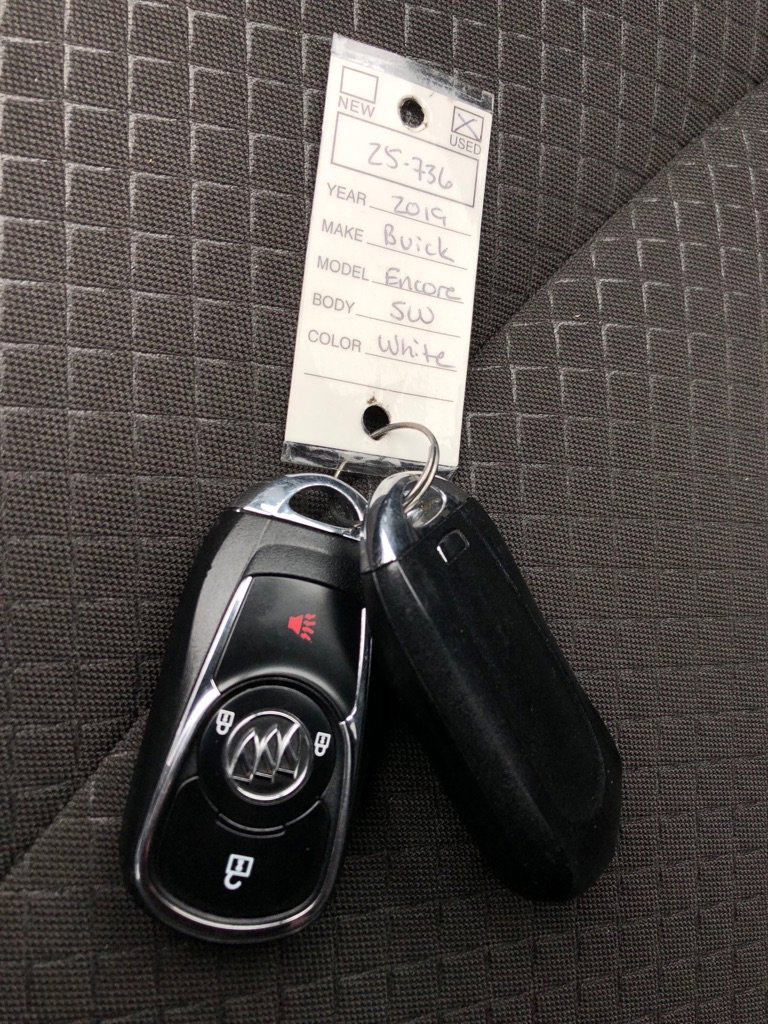 Used 2019 Buick Encore Preferred image 35