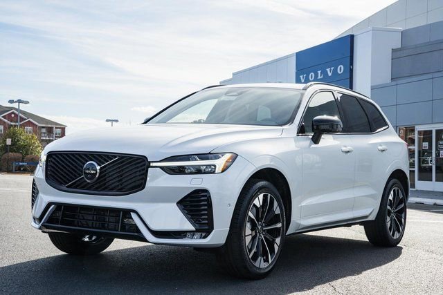 New 2026 Volvo XC60 B5 Plus w/ Protection Package Premier image 3