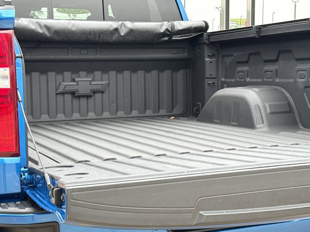 Used 2023 Chevrolet Silverado 1500 RST AWD/4WD image 10