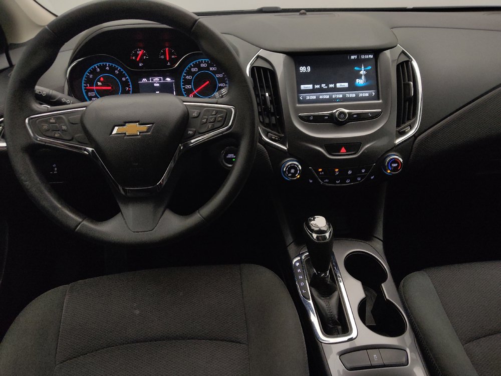 Used 2017 Chevrolet Cruze LT w/ Convenience Package FWD image 22