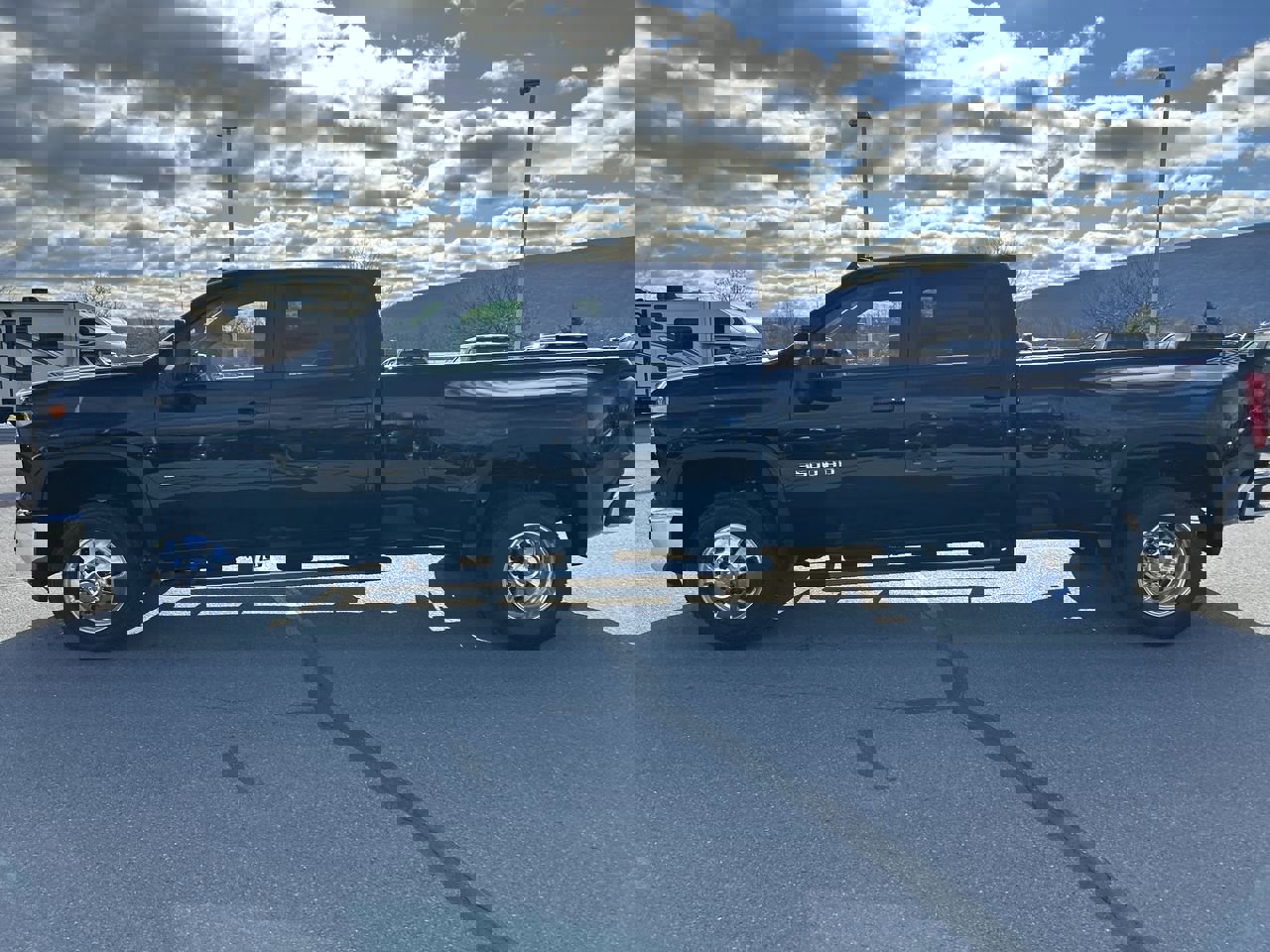 New 2026 Chevrolet Silverado 3500 LT image 4