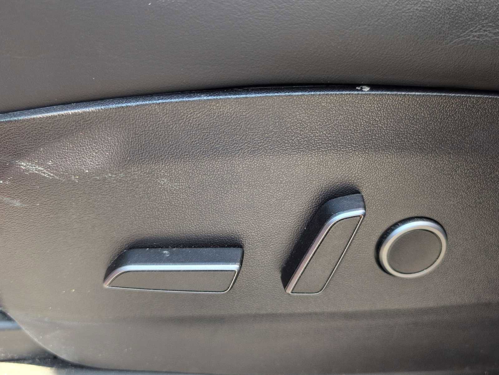 Used 2021 Tesla Model Y 2WD image 15