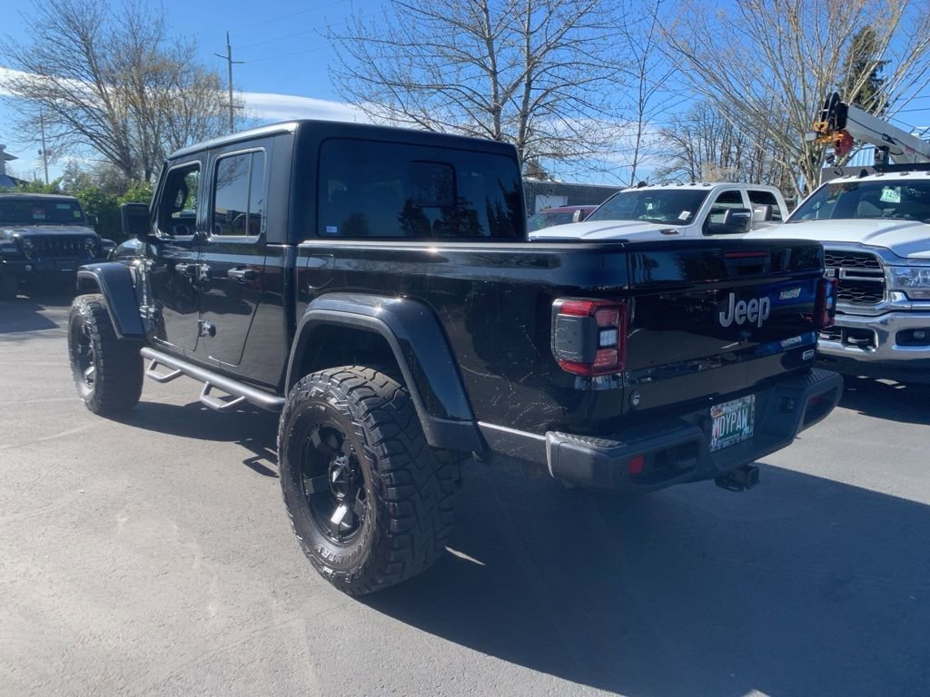 Used 2020 Jeep Gladiator Overland image 2