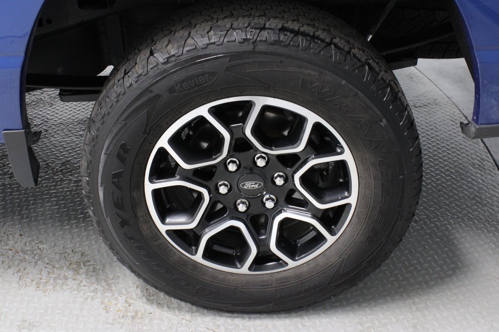 Certified 2022 Ford F150 XLT w/ Equipment Group 302A High image 18