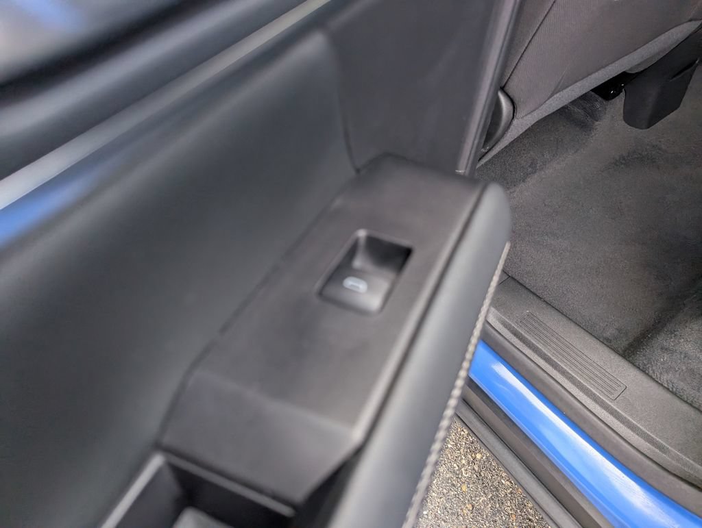 Used 2025 GMC Terrain Elevation AWD/4WD image 10