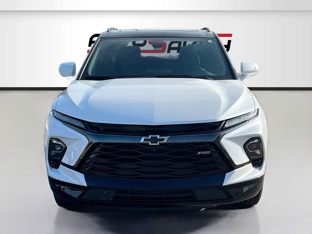 Used 2024 Chevrolet Blazer RS w/ Driver Confidence II Package image 2