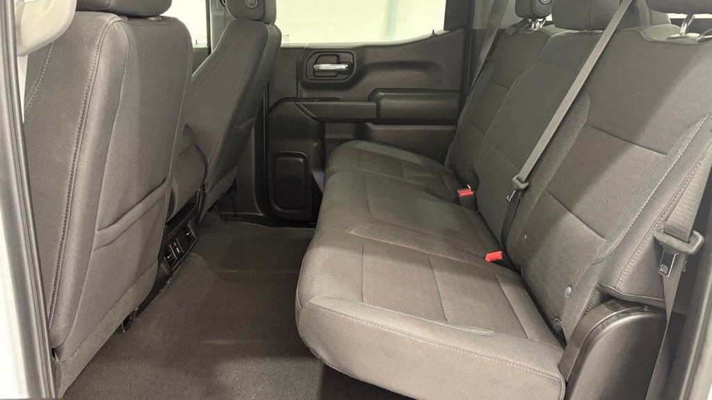 Used 2024 Chevrolet Silverado 1500 Custom image 15
