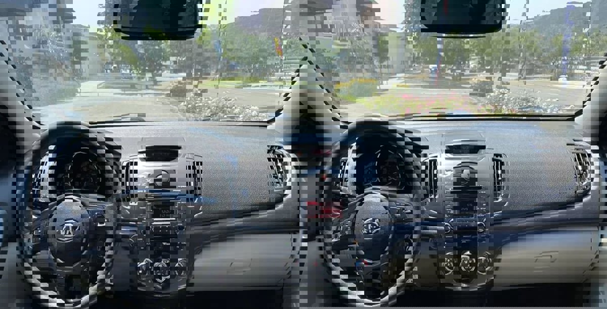 Used 2013 Kia Forte EX image 12