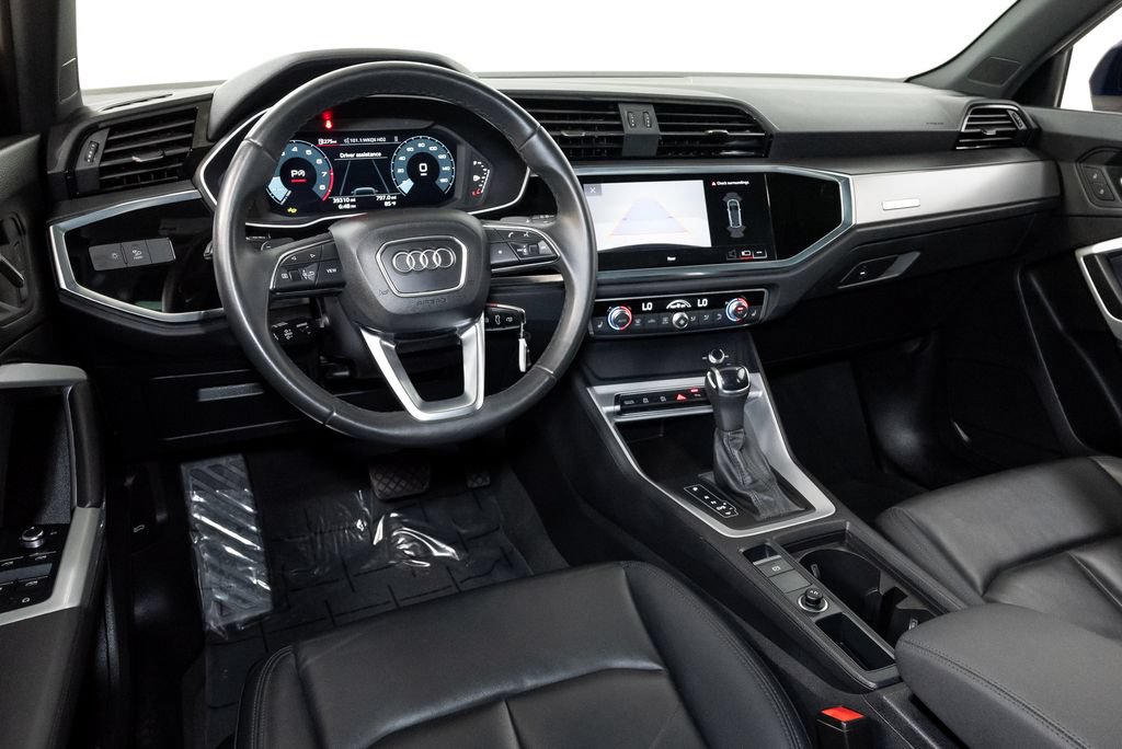 Used 2025 Audi Q3 2.0T Premium AWD/4WD image 7