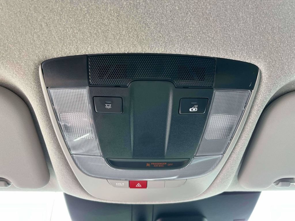 Certified 2025 Kia Niro EX FWD image 24