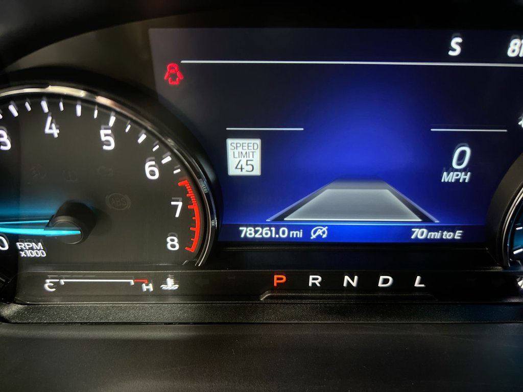 Used 2022 Ford Explorer Limited w/ Equipment Group 301A AWD/4WD image 13