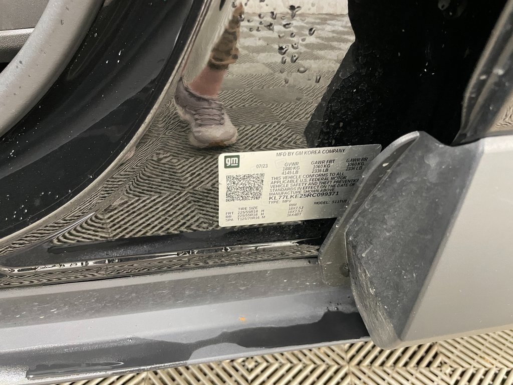 Certified 2024 Chevrolet Trax ACTIV w/ Sunroof Package image 33