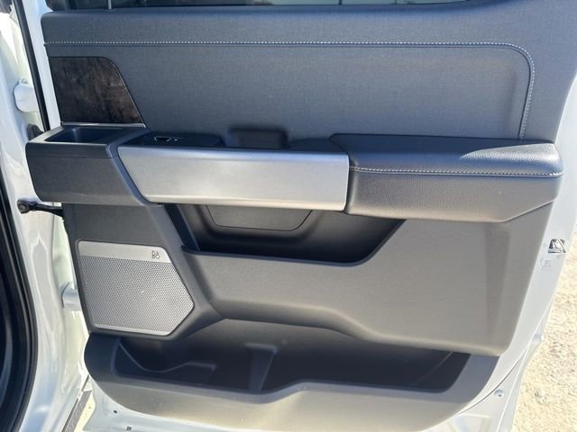 Used 2024 Ford F350 Lariat w/ Lariat Ultimate Package image 32