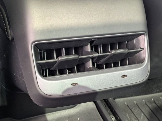 Used 2023 Tesla Model 3 Performance image 18