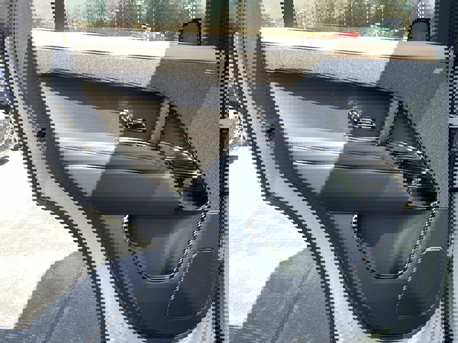 Used 2024 Land Rover Range Rover Sport Dynamic SE image 11