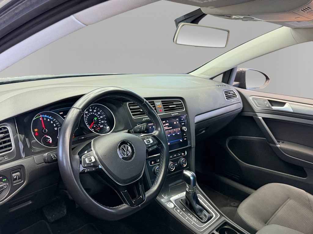 Used 2019 Volkswagen e-Golf SE w/ Driver Assistance Package FWD image 15