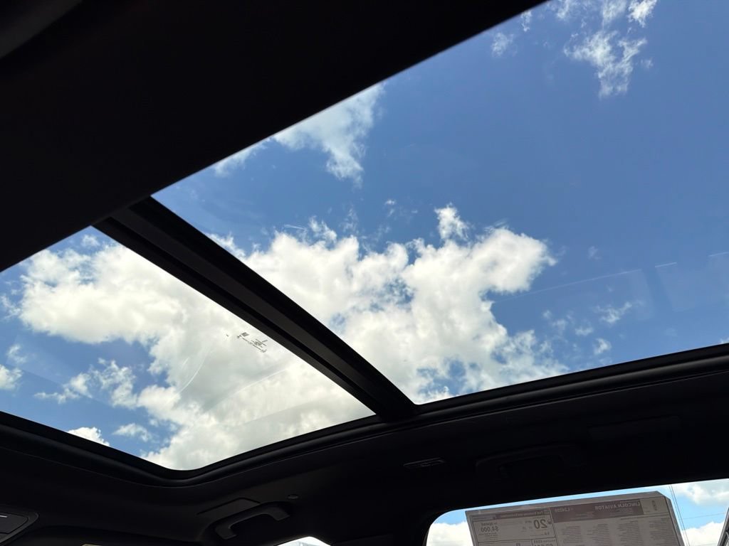 New 2026 Lincoln Aviator Reserve AWD/4WD image 34