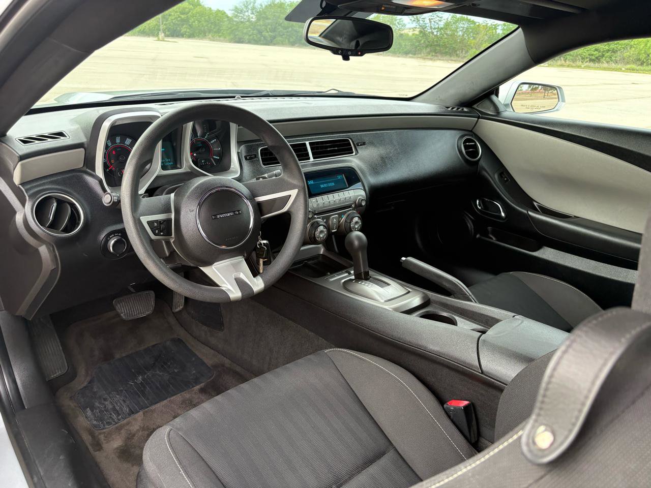 Used 2010 Chevrolet Camaro LS RWD image 52