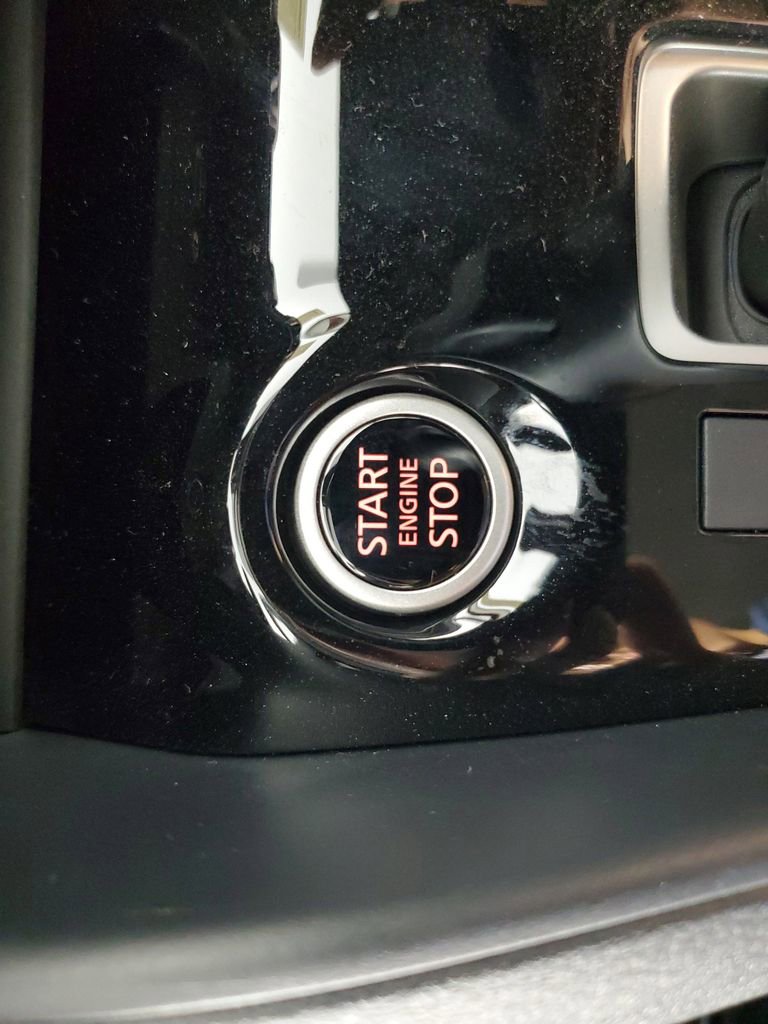 New 2025 Nissan Versa SV w/ Trunk Package image 19