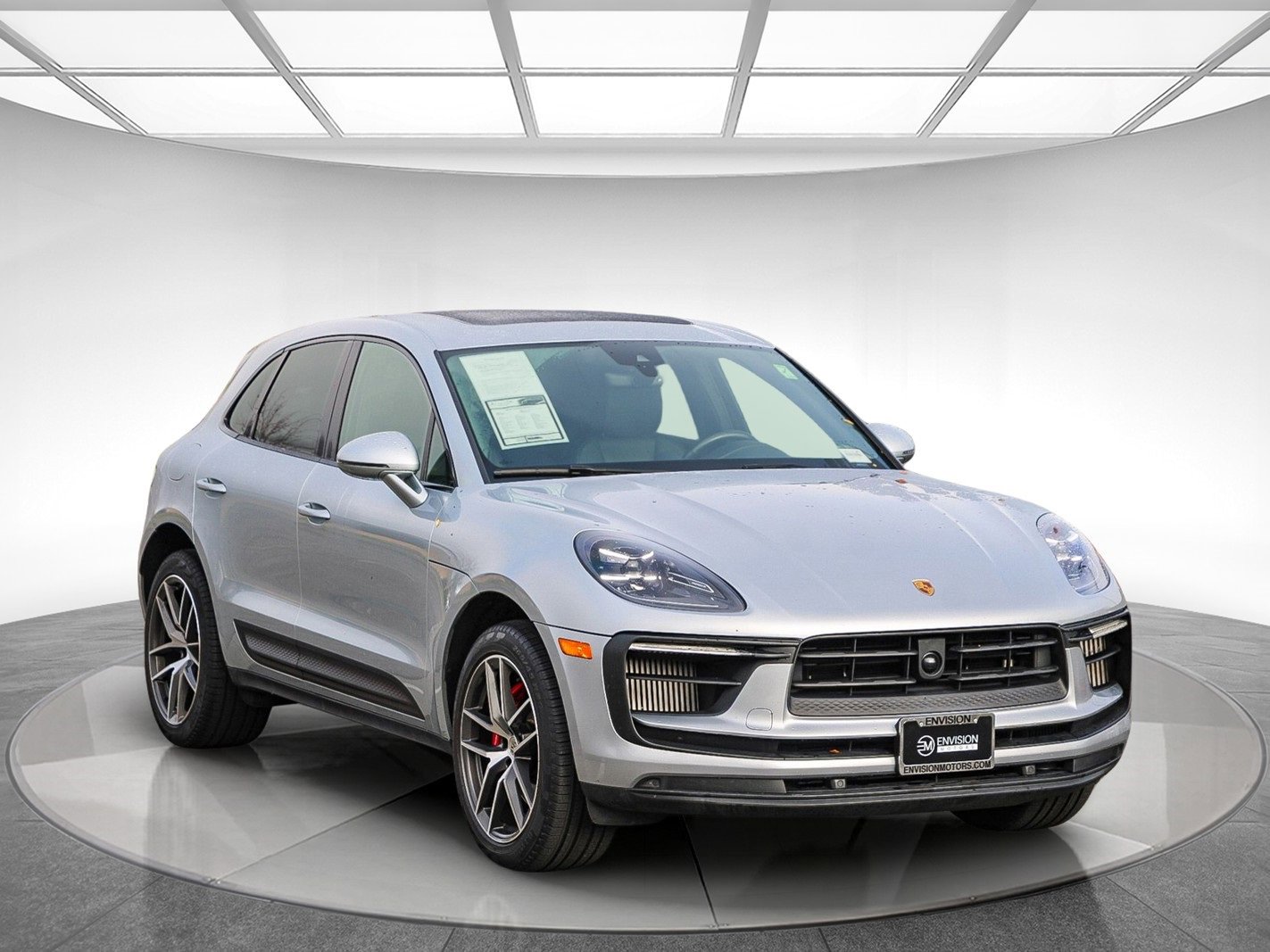 Used 2023 Porsche Macan S image 5