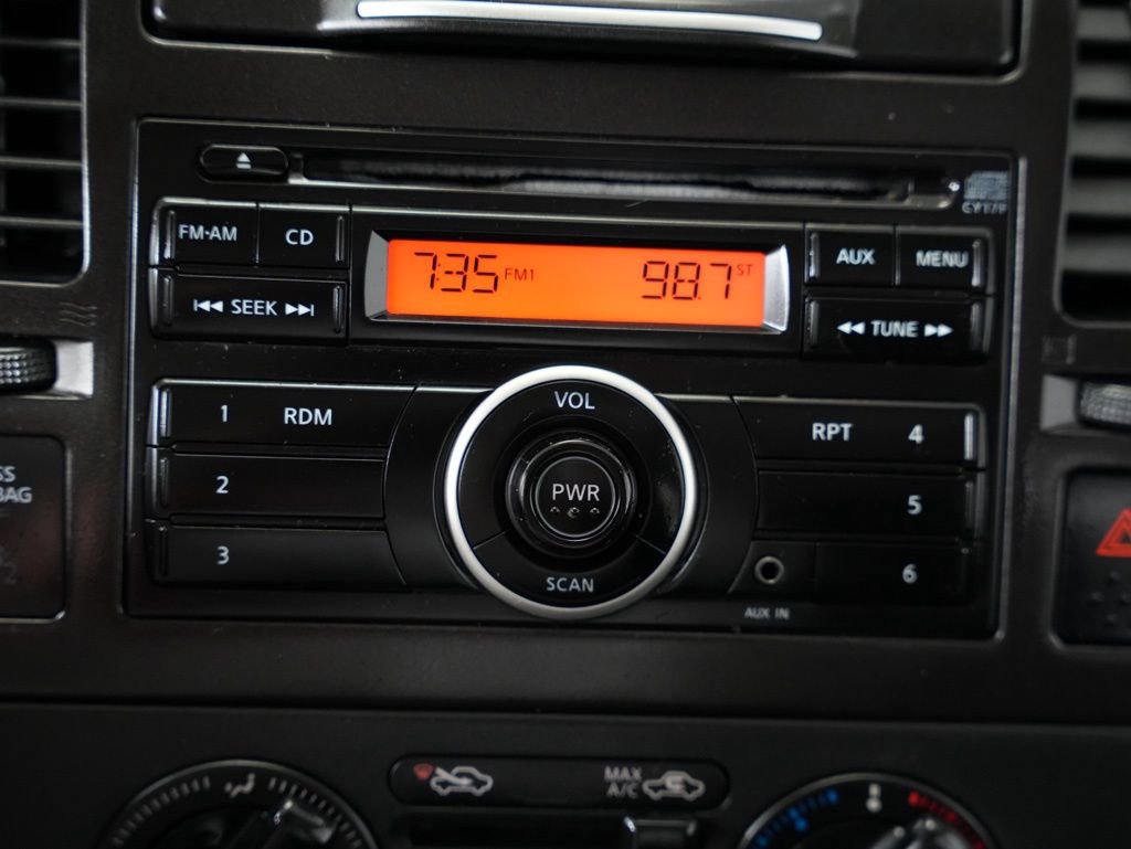 Used 2012 Nissan Versa 1.8 S image 18