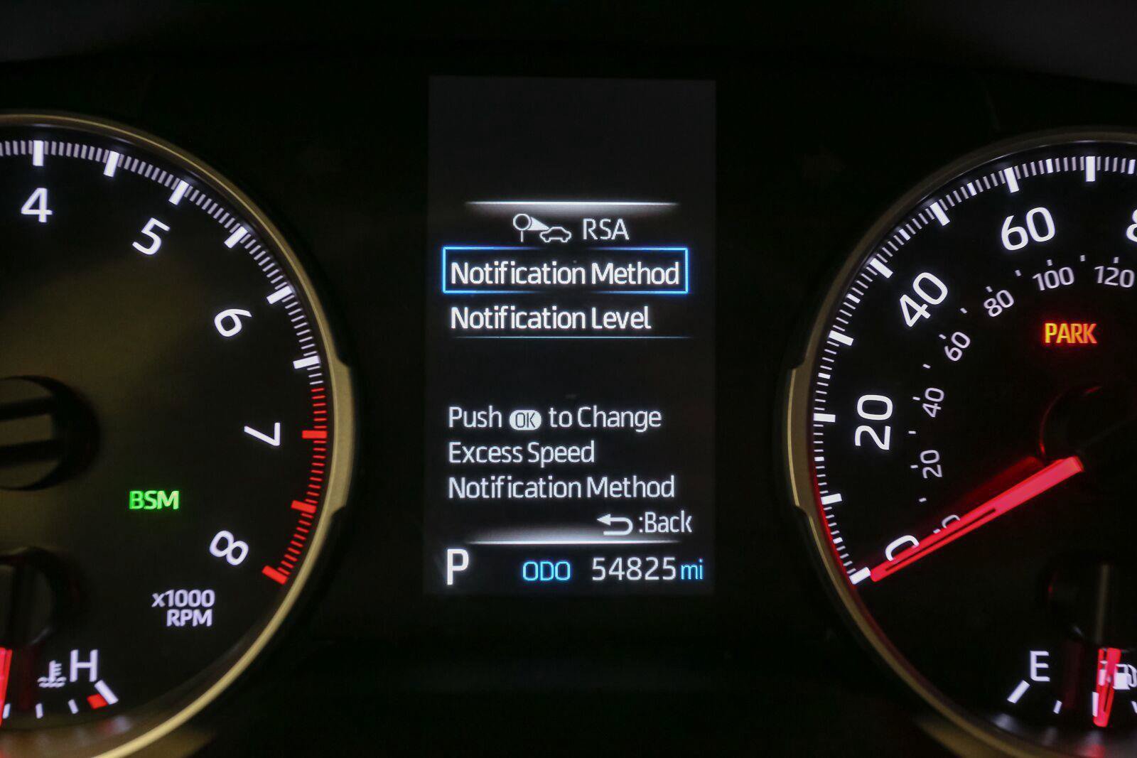 Certified 2022 Toyota RAV4 LE AWD/4WD image 40