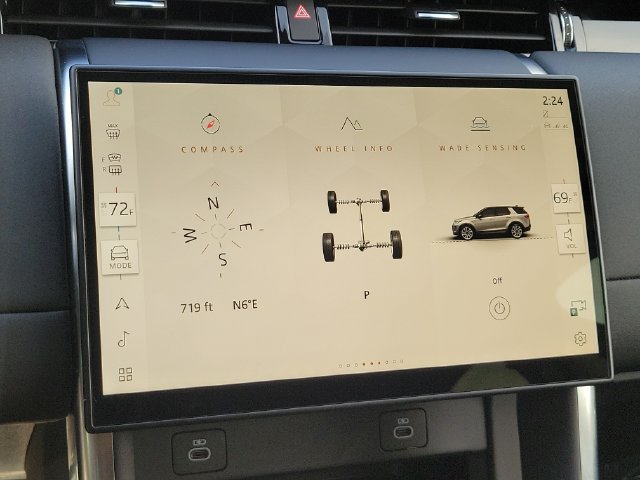 Certified 2025 Land Rover Discovery Sport S AWD/4WD image 27