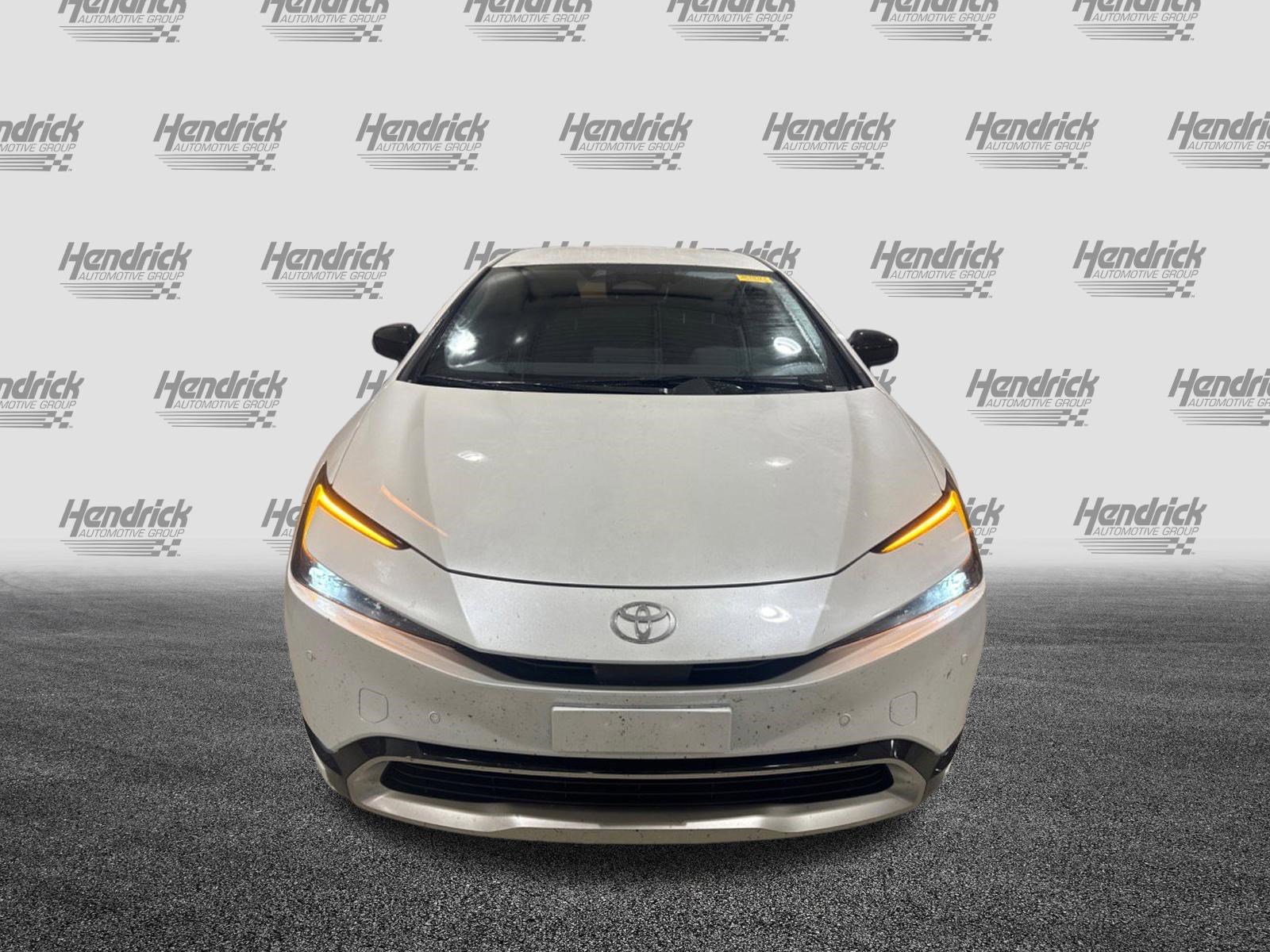 Used 2026 Toyota Prius Plug-In Hybrid FWD image 37
