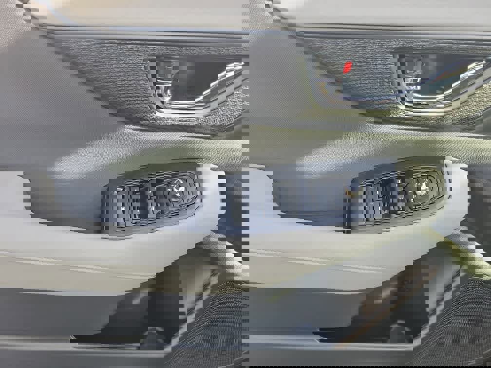 Certified 2025 Subaru Outback Premium image 21