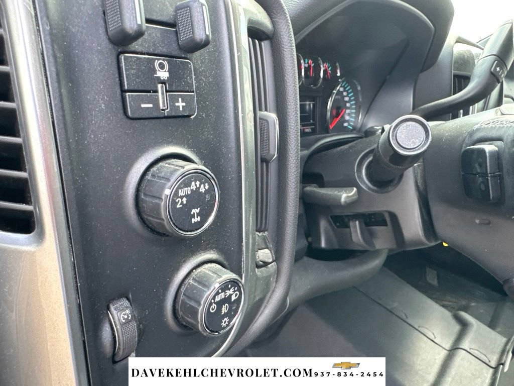 Used 2018 Chevrolet Silverado 1500 LT w/ All Star Edition AWD/4WD image 10