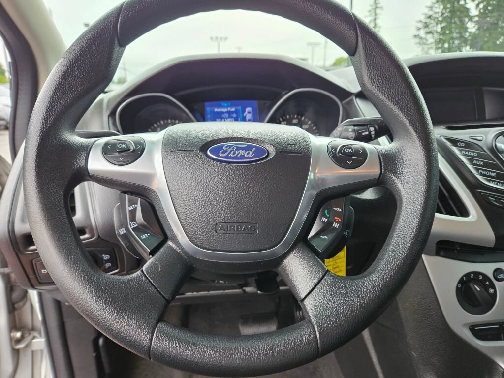 Used 2013 Ford Focus SE FWD image 21