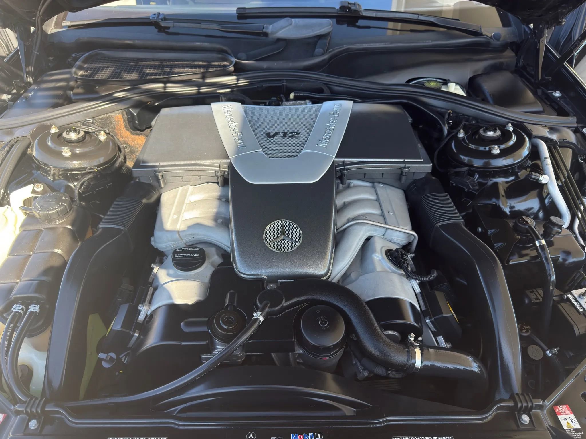 Used 2002 Mercedes-Benz CL 600 image 19