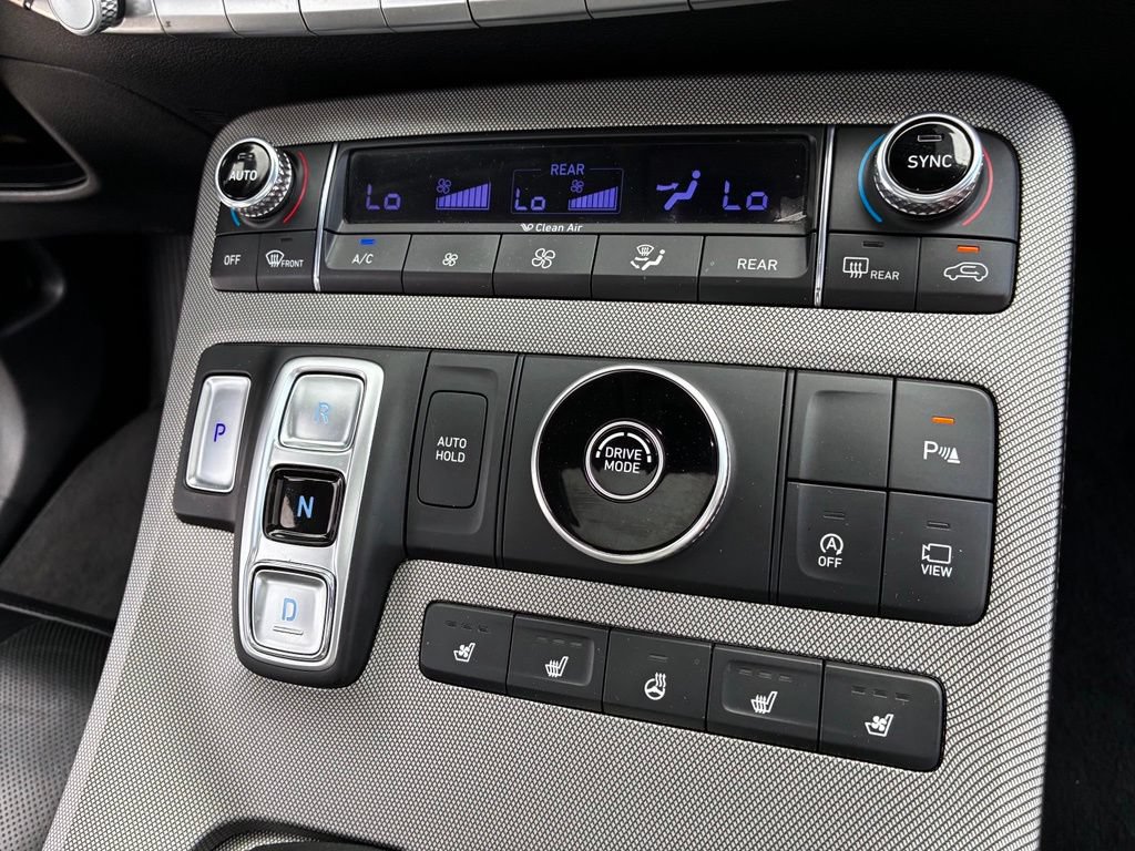 Used 2022 Hyundai Palisade Limited FWD image 18