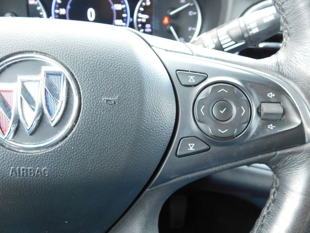 Used 2021 Buick Enclave Avenir w/ LPO, Hit The Road Package image 39